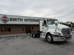 New 2027 INTERNATIONAL RH613 – Conventional – Day Cab, Tractor
